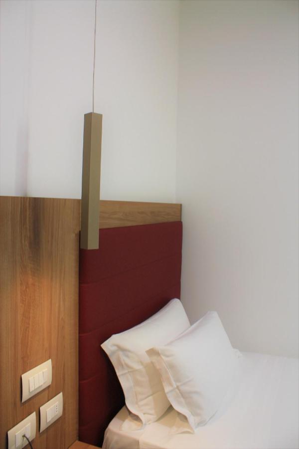 V Hotel Ancona Ngoại thất bức ảnh