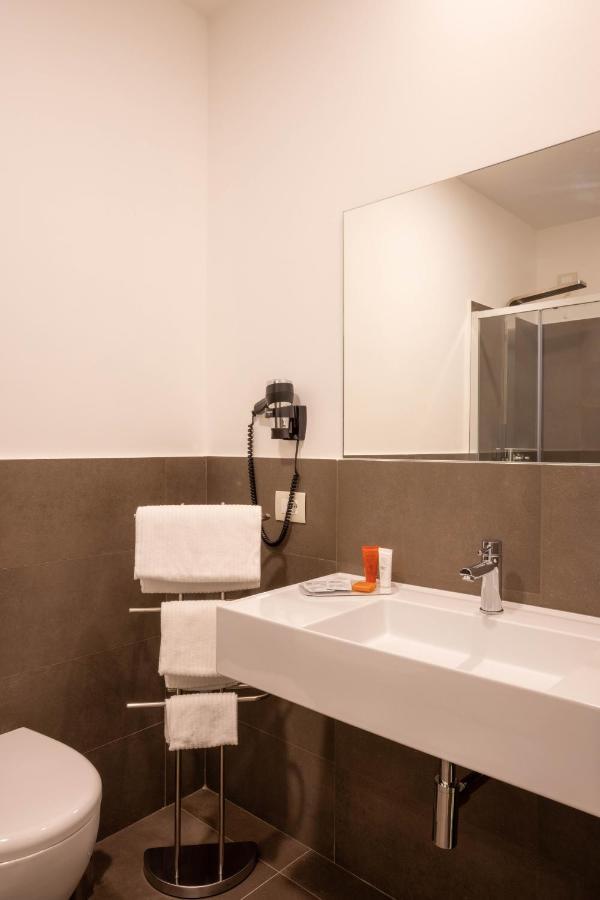 V Hotel Ancona Ngoại thất bức ảnh