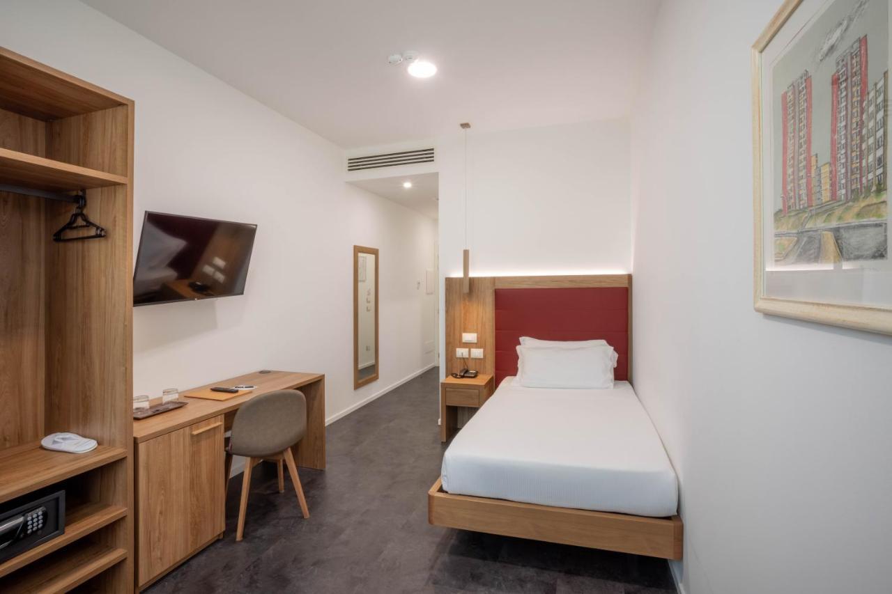 V Hotel Ancona Ngoại thất bức ảnh
