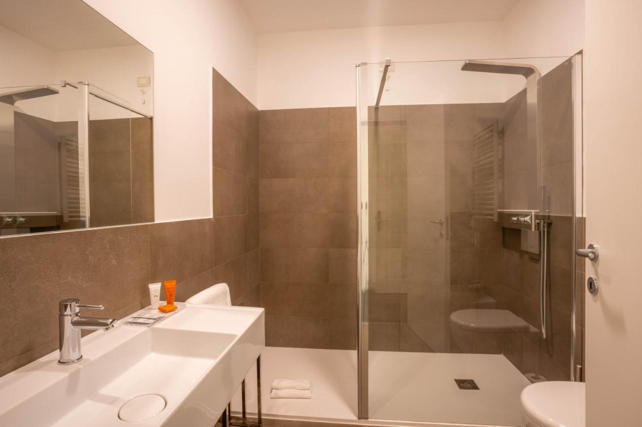 V Hotel Ancona Ngoại thất bức ảnh