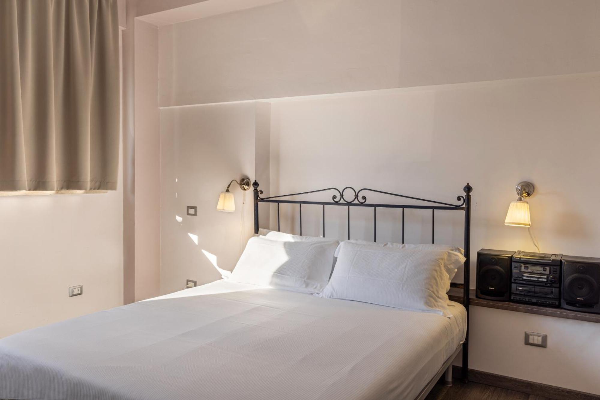 V Hotel Ancona Phòng bức ảnh